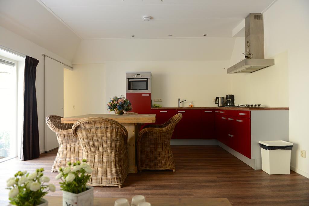 Appartementen Verhuur De Trijehoek Стінс Екстер'єр фото