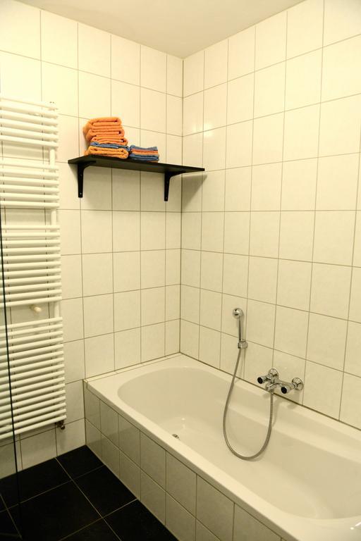 Appartementen Verhuur De Trijehoek Стінс Екстер'єр фото